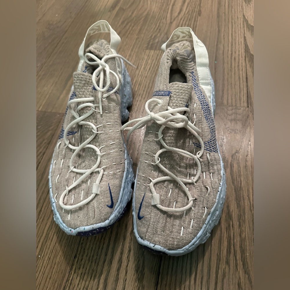 Nike Women’s Space Hippie